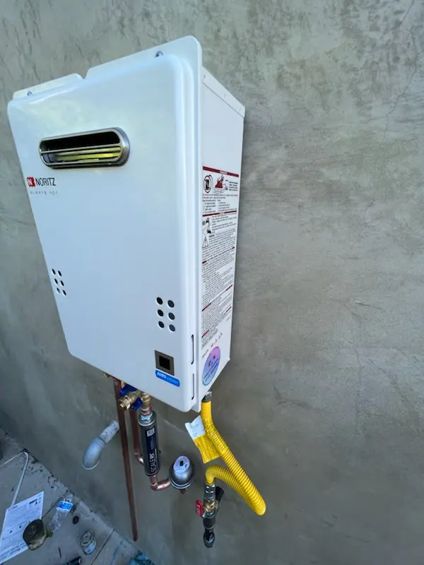Tankless water heater installation for Makakilo homes